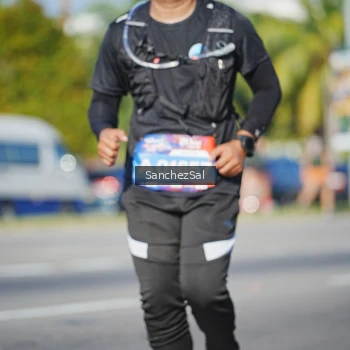Runner Photo 3766627