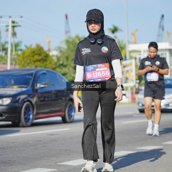 Runner Photo 3766633
