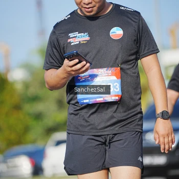Runner Photo 3766653