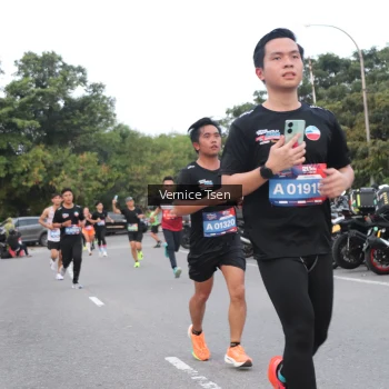 Runner Photo 3766696