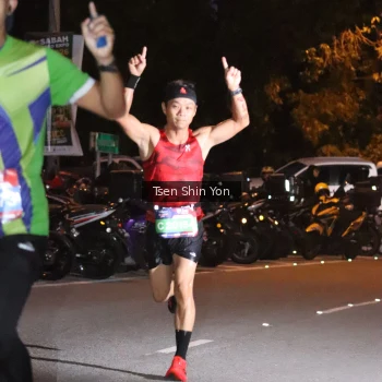 Runner Photo 3766721