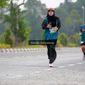 Runner Photo 3766751
