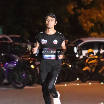 Runner Photo 3766752