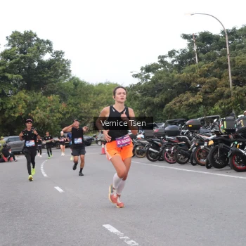Runner Photo 3766839
