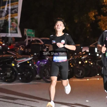 Runner Photo 3766869