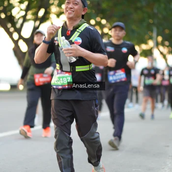 Runner Photo 3766885