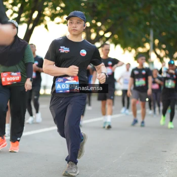 Runner Photo 3766900
