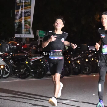 Runner Photo 3766902