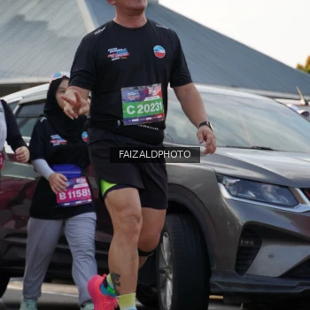 Runner Photo 3767041