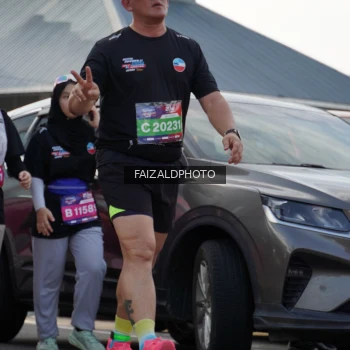 Runner Photo 3767062