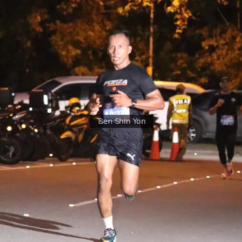 Runner Photo 3767071