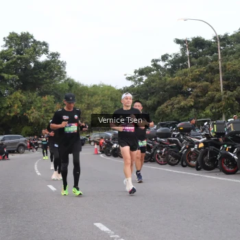 Runner Photo 3767084
