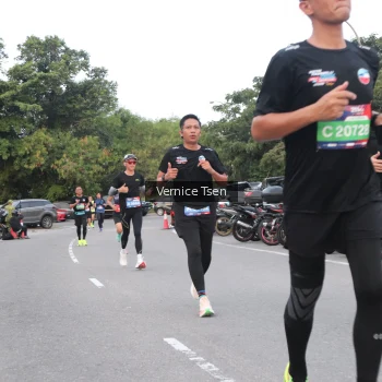 Runner Photo 3767179