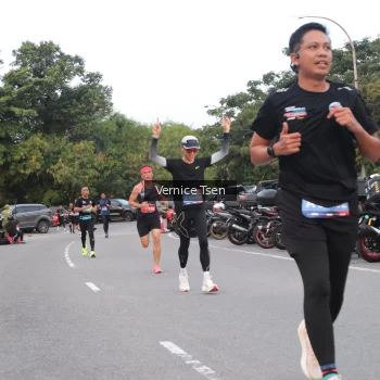 Runner Photo 3767180