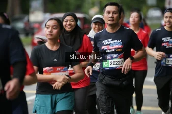 Runner Photo 37672