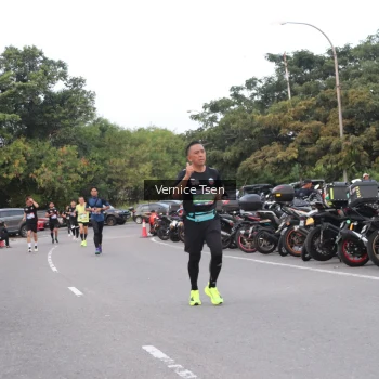Runner Photo 3767347