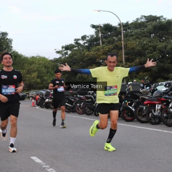 Runner Photo 3767501