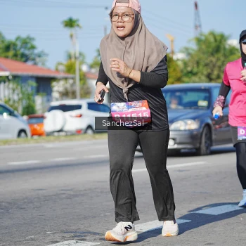 Runner Photo 3767685