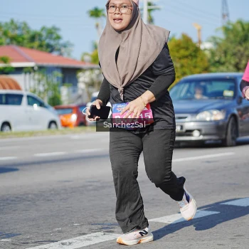 Runner Photo 3767695