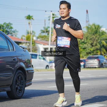 Runner Photo 3767725