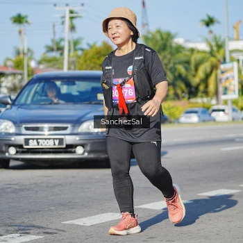 Runner Photo 3767731