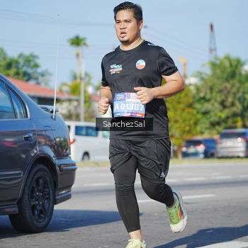 Runner Photo 3767735