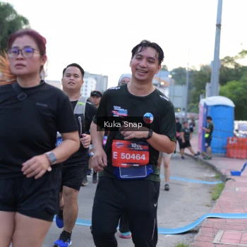 Runner Photo 3767737