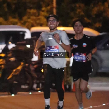 Runner Photo 3767747