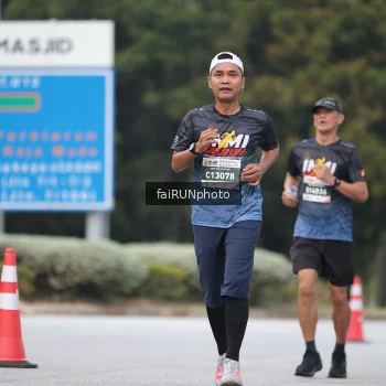 Runner Photo 3767815