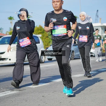 Runner Photo 3767857