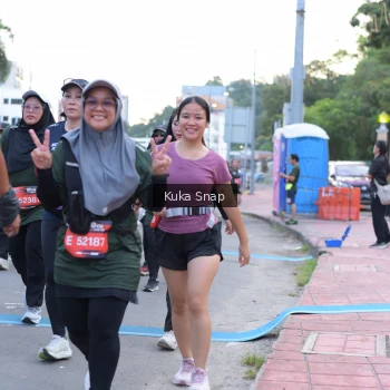 Runner Photo 3767975