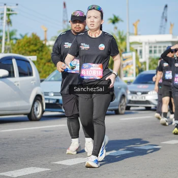 Runner Photo 3768026