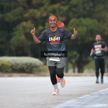 Runner Photo 3768038
