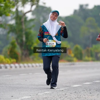 Runner Photo 3768043