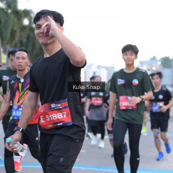 Runner Photo 3768048