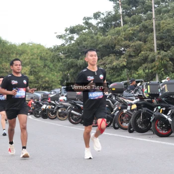 Runner Photo 3768097