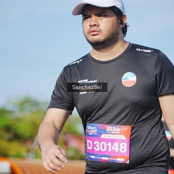 Runner Photo 3768234