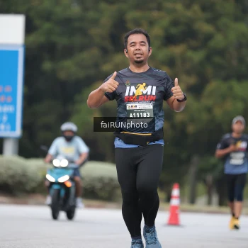 Runner Photo 3768236