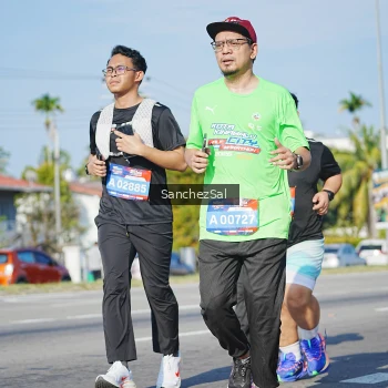 Runner Photo 3768319