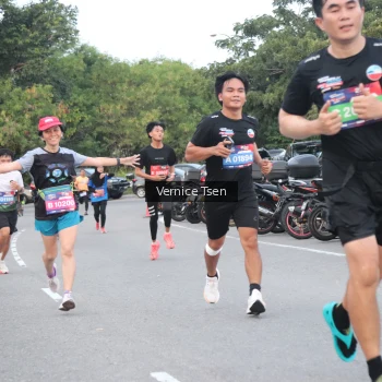 Runner Photo 3768333