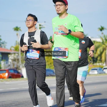 Runner Photo 3768336