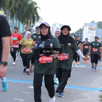Runner Photo 3768350