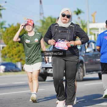 Runner Photo 3768373