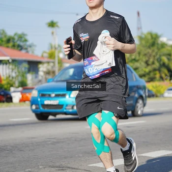 Runner Photo 3768389