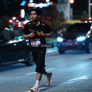 Runner Photo 3768390