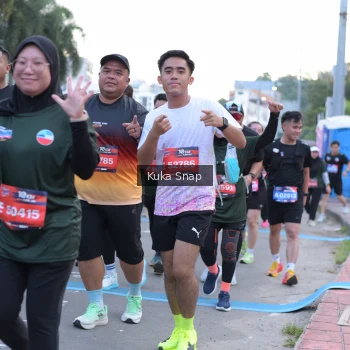 Runner Photo 3768436