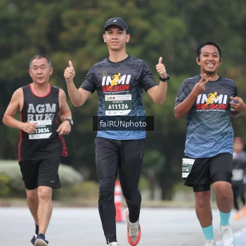Runner Photo 3768486