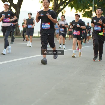 Runner Photo 3768490