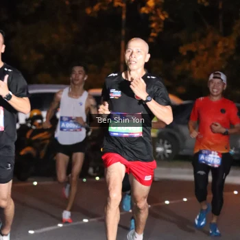 Runner Photo 3768524
