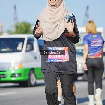 Runner Photo 3768585